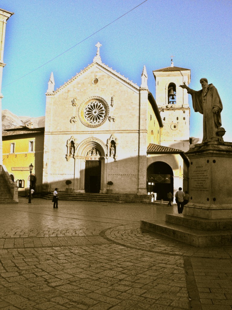 La basilique Saint-Benoît construite sur la maison natale du saint patriarche.